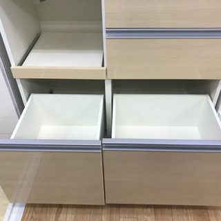 リサイクルショップ八光 田上店 配達・設置OK】ホワイト＆クリーム食器棚