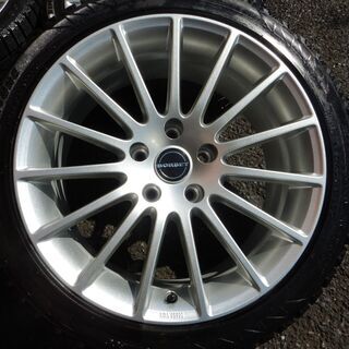 ボーベットＬＳ　１８インチ　スタッドレス　ＢＭＷ５シリーズ