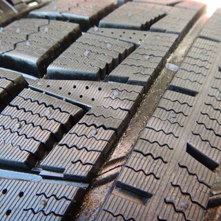 ボーベットＬＳ　１８インチ　スタッドレス　ＢＭＷ５シリーズ