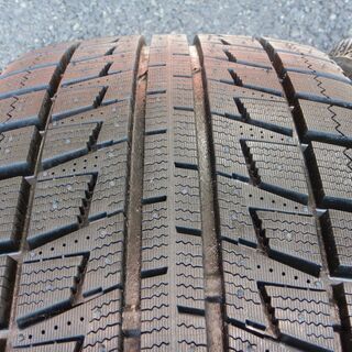 ボーベットＬＳ　１８インチ　スタッドレス　ＢＭＷ５シリーズ