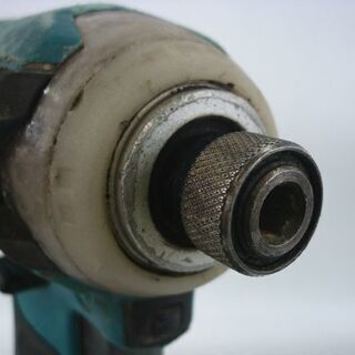 ☆充電式インパクトドライバ makita マキタ TD171DRGX バッテリ2個付き 18V 6Ah 充電器付き グリーン 緑 電動工具 コードレス DIY 札幌 北20条店