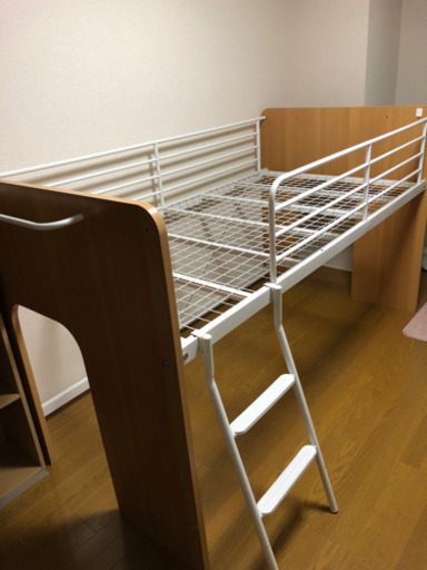 お急ぎ引き取り願い はしご付きロフトベッドスチール下収納 かなこ 京橋のベッド ロフトベッド の中古あげます 譲ります ジモティーで不用品の処分