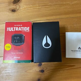 NIXON THE ULTRATIDE　ニクソン　ウルトラタイド