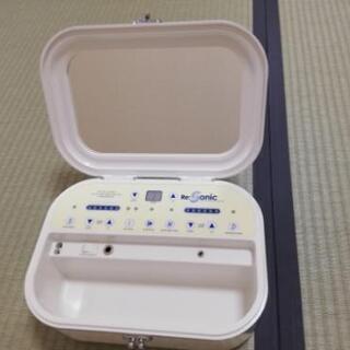 3月24日お昼までの掲載です。最終値下げです！リフトアップできる美顔器です。