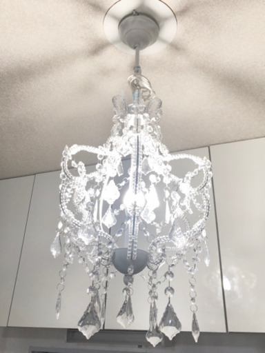【新品】電球付き■シャンデリア ホワイト 1灯