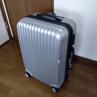 【受渡調整中】【中古】スーツケース