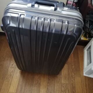 スーツケース　　ハードフレーム　