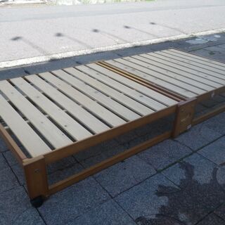■配達します■中居木工 木製 折り畳みベッド  シングルサイズ ロータイプ スノコ 専用マットレス付