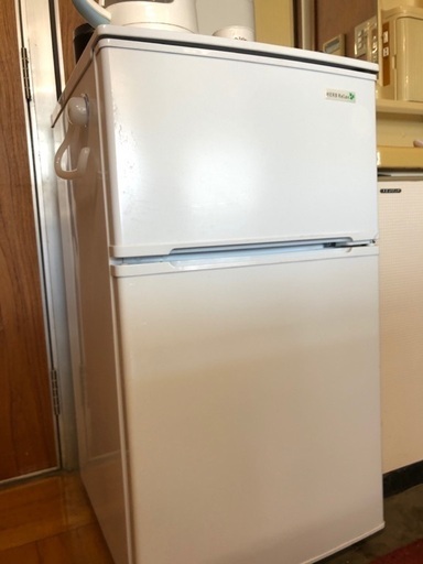 ノンフロン冷凍冷蔵庫　2ドア直冷式　90L  2017年製　中古