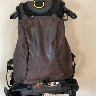 マズメ　レッドムーン　フローティングベスト