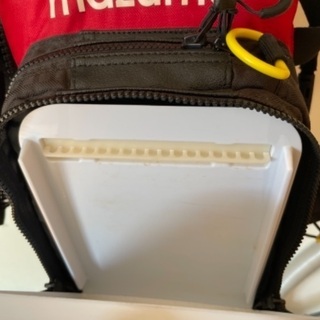 マズメ　レッドムーン　フローティングベスト