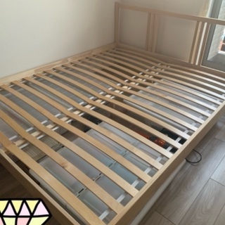 IKEA ベッド　クイーンサイズ