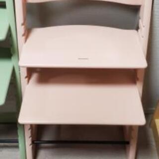 【未使用】木製ベビーチェア　ピンク