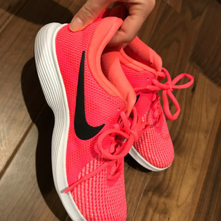 NIKE レディースシューズ　23㎝