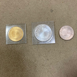 天皇陛下御即位60年記念硬貨