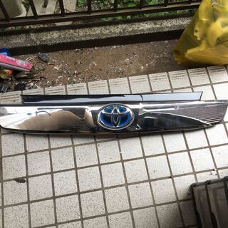 トヨタ ヴェルファイア 30系 アルファード バックドア ガーニッシュ