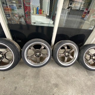 アルファロメオ 147 18×8 オフセット+35 pcd98 アルファロメオ 147 18×8 オフセット+35 pcd98