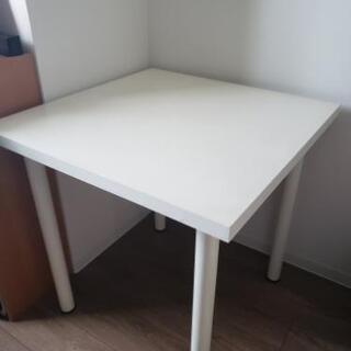 IKEA　テーブル　ホワイト