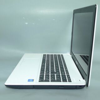 送料無料 新品SSD240GB カメラ＆Wifi完備 ノートパソコン 中古動作良品 