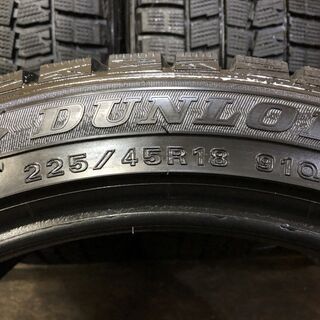 DUNLOP WINTER MAXX WM01 225/45R18 18インチ スタッドレス 4本 バリ溝 マークXジオ オデッセイ レガシィB4等　(TF475) クレジットカード QR決済可能