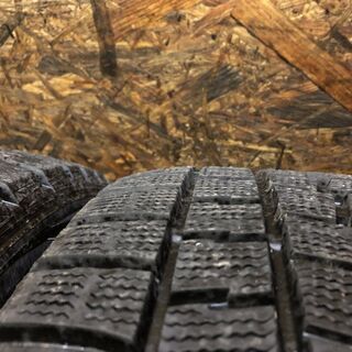 DUNLOP WINTER MAXX WM01 225/45R18 18インチ スタッドレス 4本 バリ溝 マークXジオ オデッセイ レガシィB4等　(TF475) クレジットカード QR決済可能