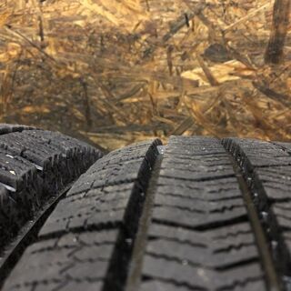 BS BLIZZAK VRX2 185/70R14 14インチ スタッドレス 4本 2019年製 バリ溝 フリード アリオン プレミオ ノート等　(TG452) クレジットカード QR決済可能