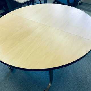 【お取引完了】丸テーブル/茶色/折り畳み　直径120　