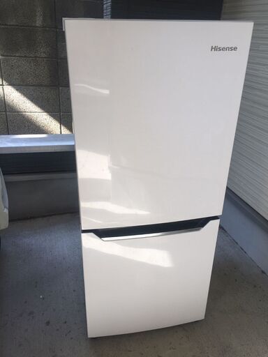 冷蔵庫 2019年製 高年式 HR-D1302 ハイセンス 格安配送できます。