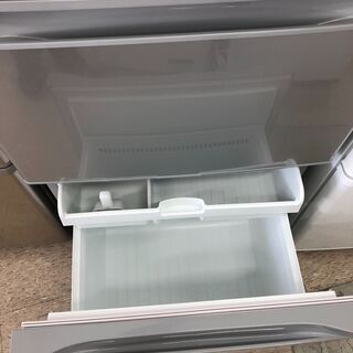 自動製氷付き 真ん中野菜室 3ドア冷蔵庫 TOSHIBA 半年動作保証