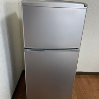 【ネット決済】AQUA 冷蔵庫 型番：AQR-111D(S)