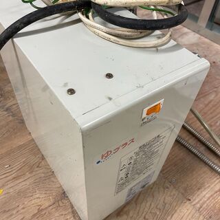 INAX 小型電気温水器　EHPN-F13N1　ゆプラス