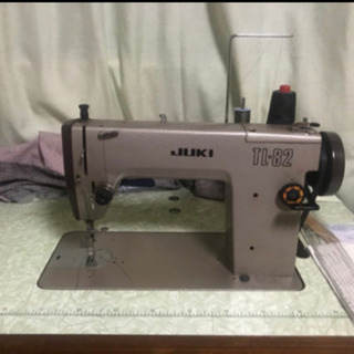 工業用 ミシン(取り引きしたい方と話し合ってる途中)