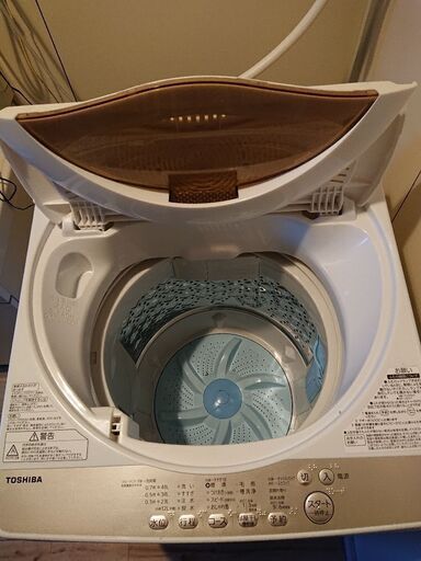 24日迄に引取希望  2019年式5キロ洗濯機です。
