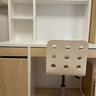【ネット決済】IKEAの勉強机