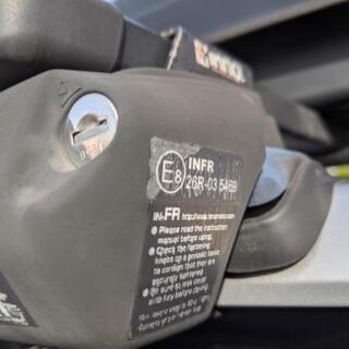 （値下げ、取りに来れる方限定）innoルーフボックス、ベースキャリア