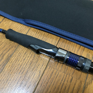 爬虫類ケージ SNUGLE スナグル 超美品 暖突、観賞用LED付き 9/28まで！