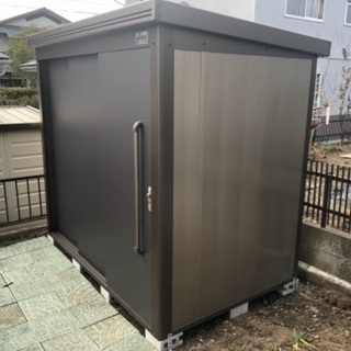 物置 購入後8ヶ月美品です