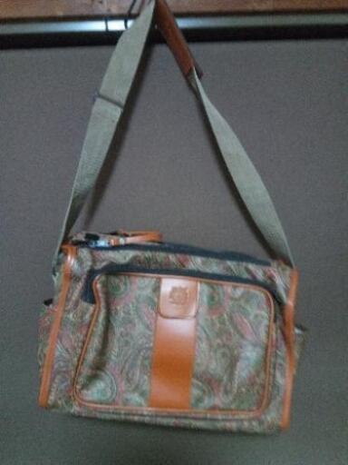激安❗新品同様❗CAMUSメンズショルダーバッグ❢