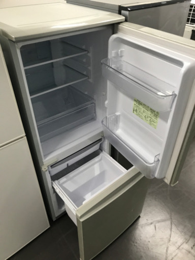 冷蔵庫シャープ・SJ-PD14X-N・2013年製