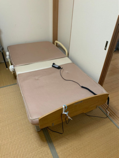 介護用　電動　ベット