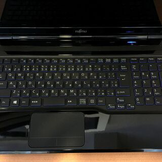 富士通 AH56/J Corei5 8GB 新品SSD256GB Webカメラ ブルーレイ 