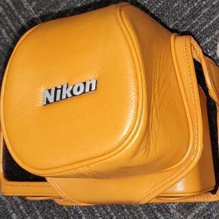 Nikon革製カメラケース