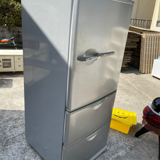 【無料】403 2004年製 SANYO冷凍冷蔵庫をお譲りします。