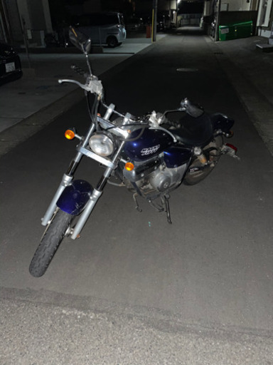 HONDA マグナ50