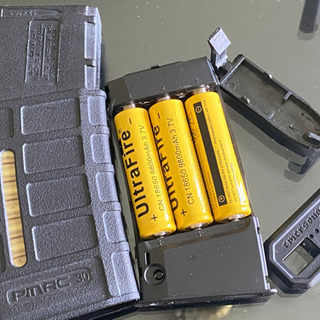 Emerson Gear P-MAG type モバイルバッテリ...