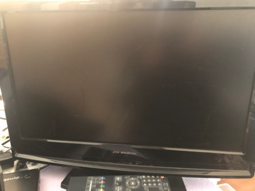 中古　液晶テレビ22型