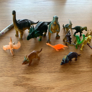 【ネット決済】恐竜おもちゃ14体