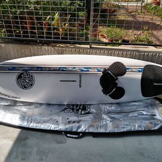 ウインドサーフィン用ボード、セール他