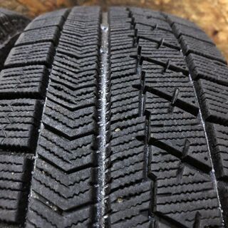 BS BLIZZAK VRX 175/65R15 15インチ スタッドレス 4本 2016年製 キューブ ポルテ スペイド カローラフィールダー等 (TC321) クレジットカード QR決済可能 - 車のパーツ
