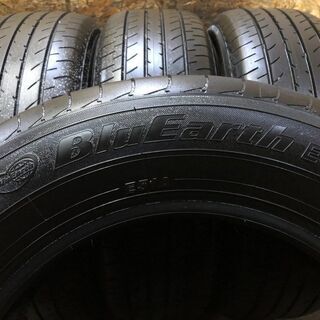 YOKOHAMA BluEarth E51 215/65R16 16インチ 夏タイヤ 4本 2018年製 アルファード ヴェルファイア フォレスター等　(VTP355) クレジットカード QR決済可能